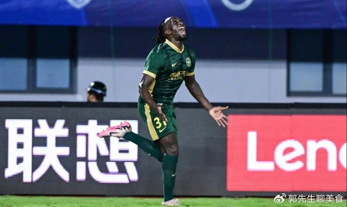 星空体育平台-26岁荷兰前锋归化国足？短期救急真管用，长远别丢了自家根|奥乌苏|本土球员|阿贾克斯足球俱乐部|荷兰足球|青训_新浪体育_新浪新闻