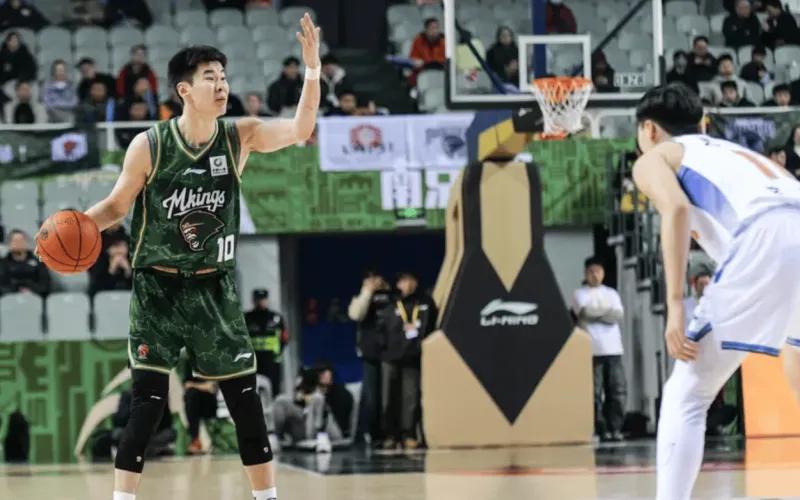 星空体育app-郭昊文低迷却展最佳赢球模式!汉兹赵柏清统领局势,替补多人齐爆