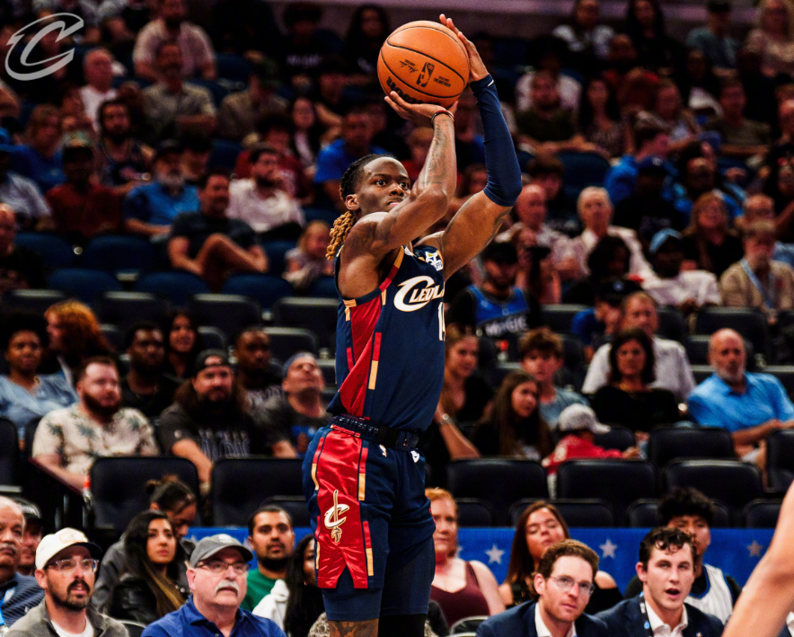 星空体育平台-哈登空砍30分8助,骑士爆冷惜败魔术!守住东部第四,或许是好事