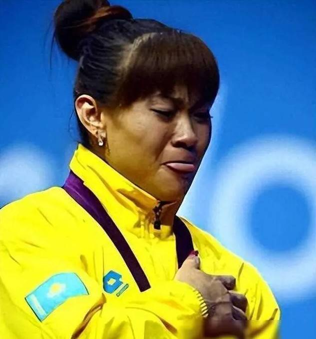 星空体育官网-体坛第一叛徒!她改洋名换国籍夺冠后称不是中国人,结局如何?|姚丽|哈萨克斯坦|马内扎|举重|教练_新浪体育_新浪新闻